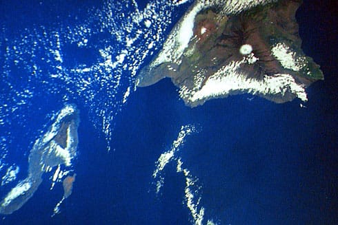 Hawaiian Islands from low orbit Hawaiian Islands from low orbit