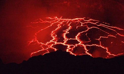 Lava in Halemaumau Crater (zoom)