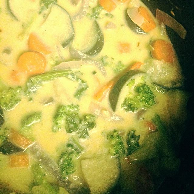 Vegan Green Curry simmering!
