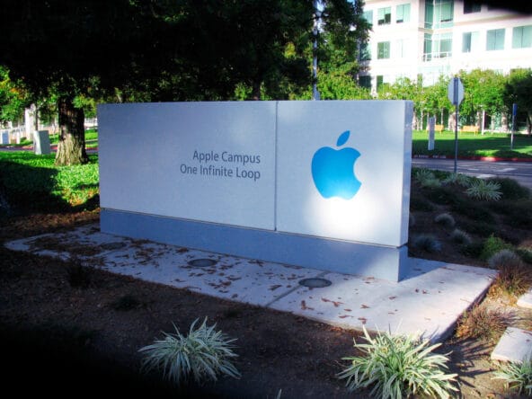Apple Campus 1 Infinite Loop sign