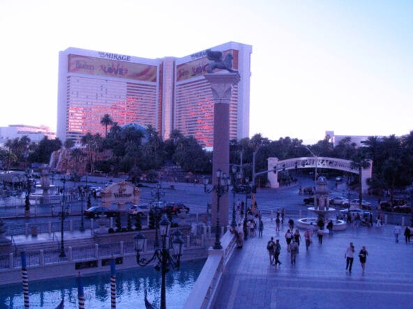 Entrance to The Venetian n The Mirage from above