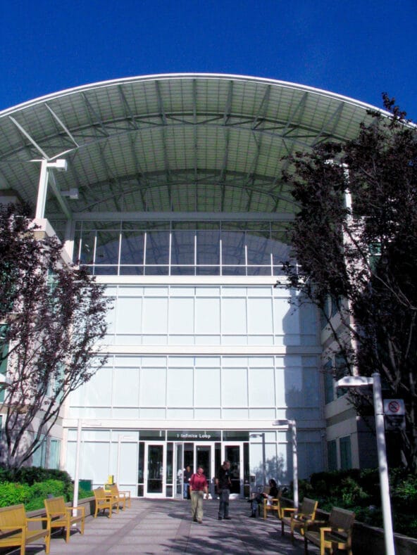 Front of Apple Campus bldg