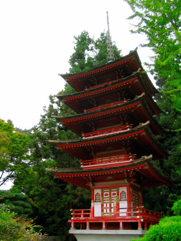 Japanese Pagoda with 5 roofs