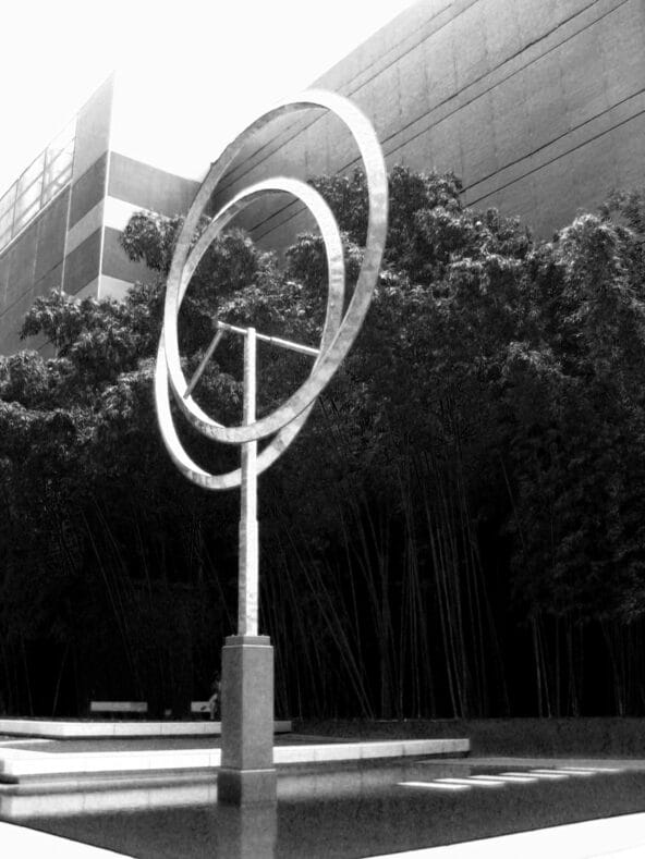 Moving Circle Sculpture