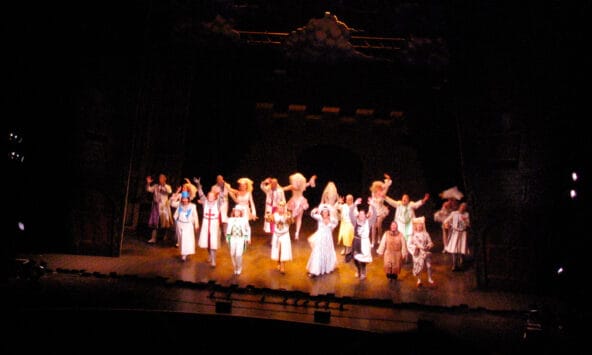 The Cast bowing