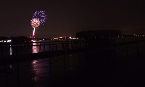 Two Violet fireworks over Lake Mendota