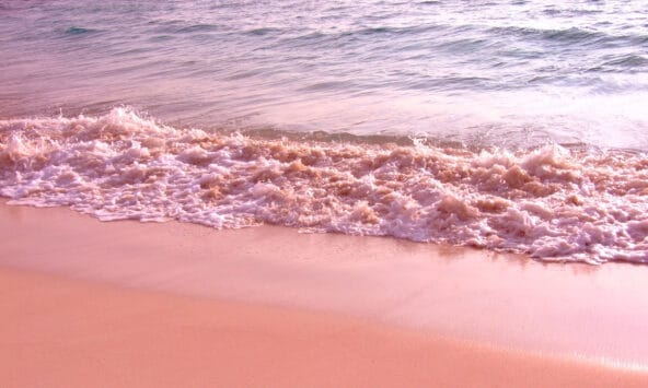Waves crashing on Makalawena